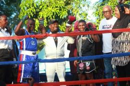 Mike Sonko with Legendary Boxer Conjestina and Fatuma Zarika at boxing friendly match in Mombasa.